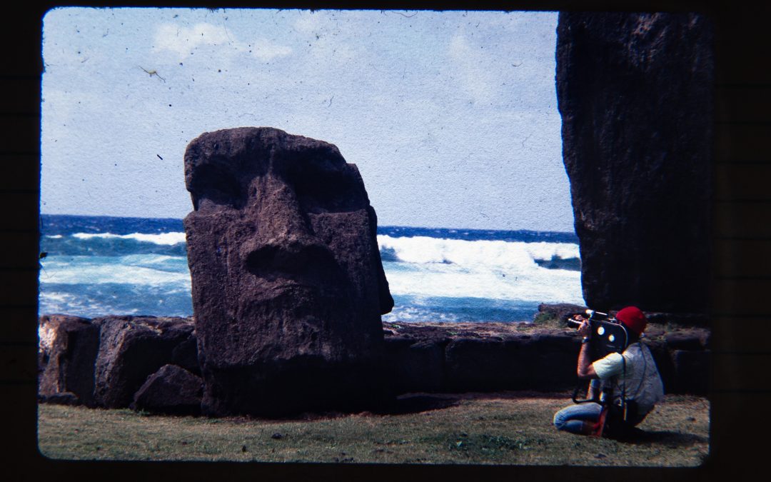 «Henri, el último pirata»: Llega a las salas del país documental sobre el legado de un explorador francés en Rapa Nui